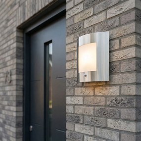 Външна стенна лампа стомана IP44 сензор за здрач - Emmerald