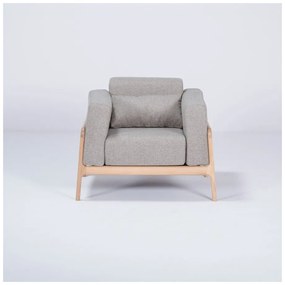 Кресло от дъбово дърво със сива текстилна седалка Fawn - Gazzda