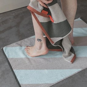 Килим за баня от органичен памук в цвят мента 50x80 cm Diagonal – Mette Ditmer Denmark