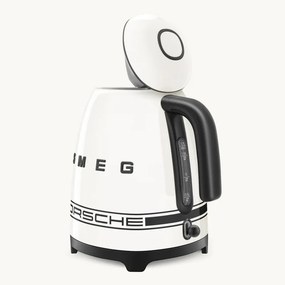 Електрическа кана SMEG Porsche KLF03PCWEU, 2400 W, 1.7 л, 360° основа, Гланцово покритие, Бял