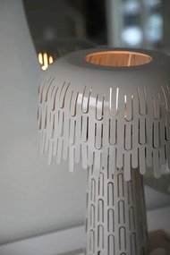 Сиво-бежова настолна лампа с метален абажур (височина 38 cm) Verbera – Markslöjd