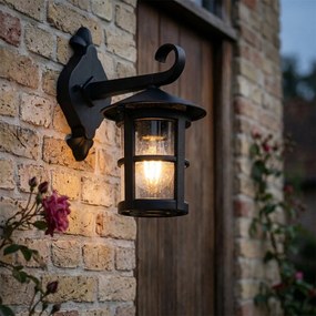 Класически външен стенен фенер черен IP44 - Herb