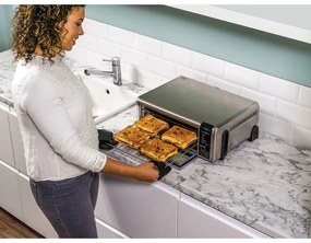 Мултифункционална фурна 8в1 Ninja SP101EU Foodi, 2400W, 10L, Air fry/Roast/Bake/Toast, Компактна, Инокс