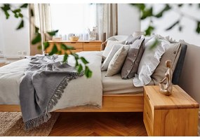 Нощно шкафче от букова дървесина Greg - The Beds