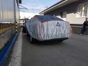 Брезент за автомобил срещу градушка размер S