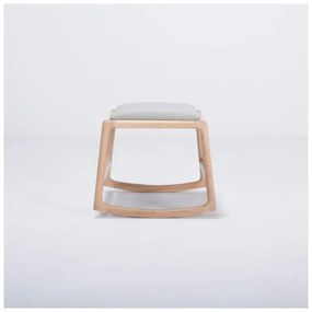 Отоман с конструкция от дъбово дърво и седалка от синьо-сив текстил Dedo - Gazzda