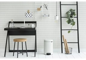 Кош за боклук с педал Brabantia NewIcon 649032, 12 л, Леко затваряне, Противоплъзгаща основа, Метална вътрешна кофа, Бял