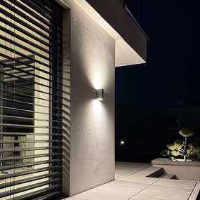 Стенен аплик черен 2-светлина IP44 с датчик за здрач - Baleno II