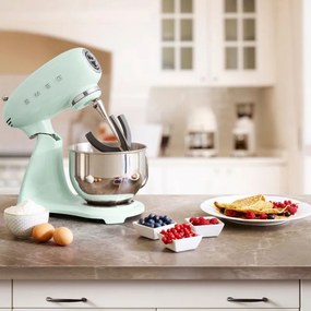 Планетарен миксер SMEG SMF03PGEU, 800 W, 4.8 л, 10 скорости, Функция за плавен старт, Крачета против хлъзгане, Пастелно зелен