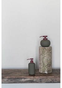 Тъмнозелен керамичен диспенсер за сапун 120 ml Lotus Play – Mette Ditmer Denmark