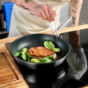 Тиган с незалепващо покритие от неръждаема стомана ø 30 cm Lucca 3.0 – FABINI