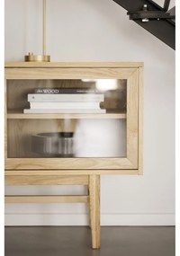 Витрина от декор от дъб с плъзгащи се врати в естествен цвят 170x75 cm Hazelton – Rowico