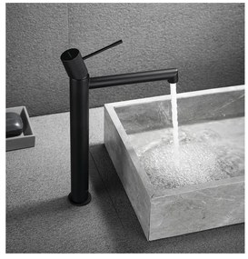 Матово-черна стояща батерия за мивка Solaris – Sapho