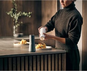 Комплект от 2 мелнички за пипер и сол Milltop Milltop™ - Joseph Joseph