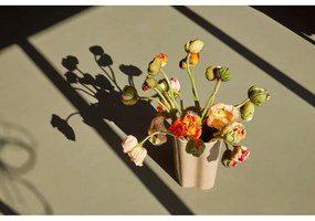 Бежова керамична ваза (височина 30 cm) Sapo – Hübsch