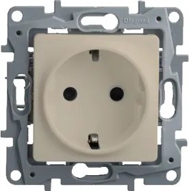 Legrand Контакт ШУКО 16A цвят крем Niloe - 764639