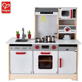 Hape - Дървена кухня със звукови и светлинни ефекти All-in-1 H3145