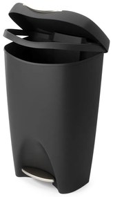Черно пластмасово кошче за боклук с педал 50 l Brim – Umbra