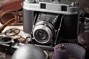 Картина на платно – Стар фотоапарат