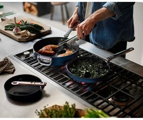 Тиган с керамично покритие ø 24 cm Space – Joseph Joseph