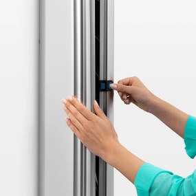 Стенна защитна кутия за сушилна стойка WallFix – Brabantia