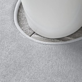 Светлосиви килими за баня в комплект от 2 бр. WC от мемори пяна 50x80 cm Anti-Bacterial – Catherine Lansfield