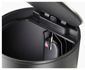 Матово черно метално кошче за боклук с педал 10 l Arc – Joseph Joseph