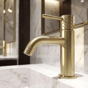 Смесител за мивка Rea Lungo Diamond Brush Gold