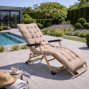 Сгъваем градински, плажен шезлонг с възглавница и облегалка за глава - златиста конструкция