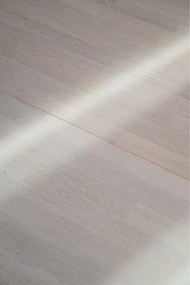 Кръгла сгъваема трапезна маса от масивен дъб ø 140 cm Clapperton – Rowico