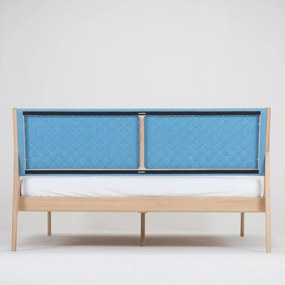 Масивно дъбово легло със синя табла , 160 x 200 cm Fawn - Gazzda
