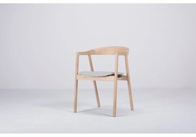 Трапезен стол от масивна дъбова дървесина със синьо-сива седалка Muna - Gazzda