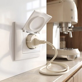 Единичен контакт със заземяване и капаче с рамка OSTE JNH005-G White