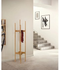 Закачалка за дрехи, изработена от масивен дъб Hilbert - Woodman