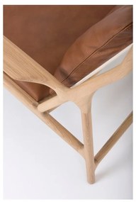 Фотьойл с масивна дъбова конструкция и седалка от коняковокафява биволска кожа Dedo - Gazzda