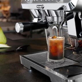 Еспресо машина DeLonghi EC9885.M La Specialista Maestro, 1450W, 19 bar, 2.5 л, 5 темп, 15 нива на смилане, Thermoblock, My LatteArt, LatteCrema, Сребрист