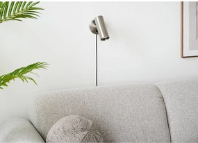 Стоманена стенна лампа за контакт в сребрист цвят Paris – House Nordic