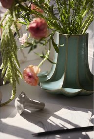 Светлозелена керамична ваза (височина 20,5 cm) Kantarel – Kähler Design
