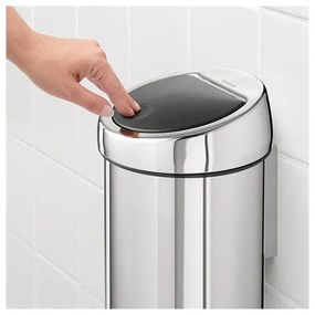 Кош за боклук Brabantia Touch Bin 647210, 3 л, Плавно и безшумно отваряне, Стенен монтаж, Брилянтен инокс