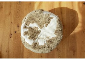 Детски пуф в зелен и кремав цвят World Map – Lorena Canals