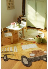 Памучен детски килим подходящ за пране/ръчно изработен в цвят жълта охра 90x130 cm School Bus – Lorena Canals