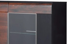 Витрина Вива виси