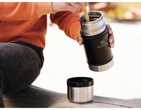 Черен термос за храна от неръждаема стомана 700 ml Legendary Classic Black – Stanley