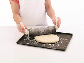 Тава за печене на пица Lekue 1009040, 40x30x1.2 см, Перфорирана, Платинен силикон, От -60 до +220C, Кафяв