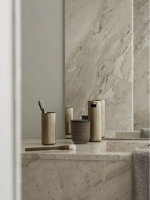 Ароматна свещ от соев восък време на горене 35 час Tuoksu Wood – Blomus