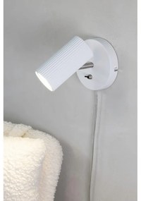 Бяла стенна лампа Costilla - Markslöjd