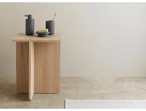 Сива сапунерка от полиресин Kua – Blomus