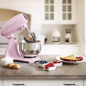 Планетарен миксер SMEG SMF03PKEU, 800 W, 4.8 л, 10 скорости, Функция за плавен старт, Крачета против хлъзгане, Розов