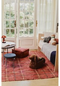 Ръчно изработен червен памучен килим подходящ за пране 140x190 cm Tartan Vintage Red – Lorena Canals