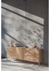 Скрин от масивен дъб в естествен цвят 220x85x42 cm Dvor – Gazzda